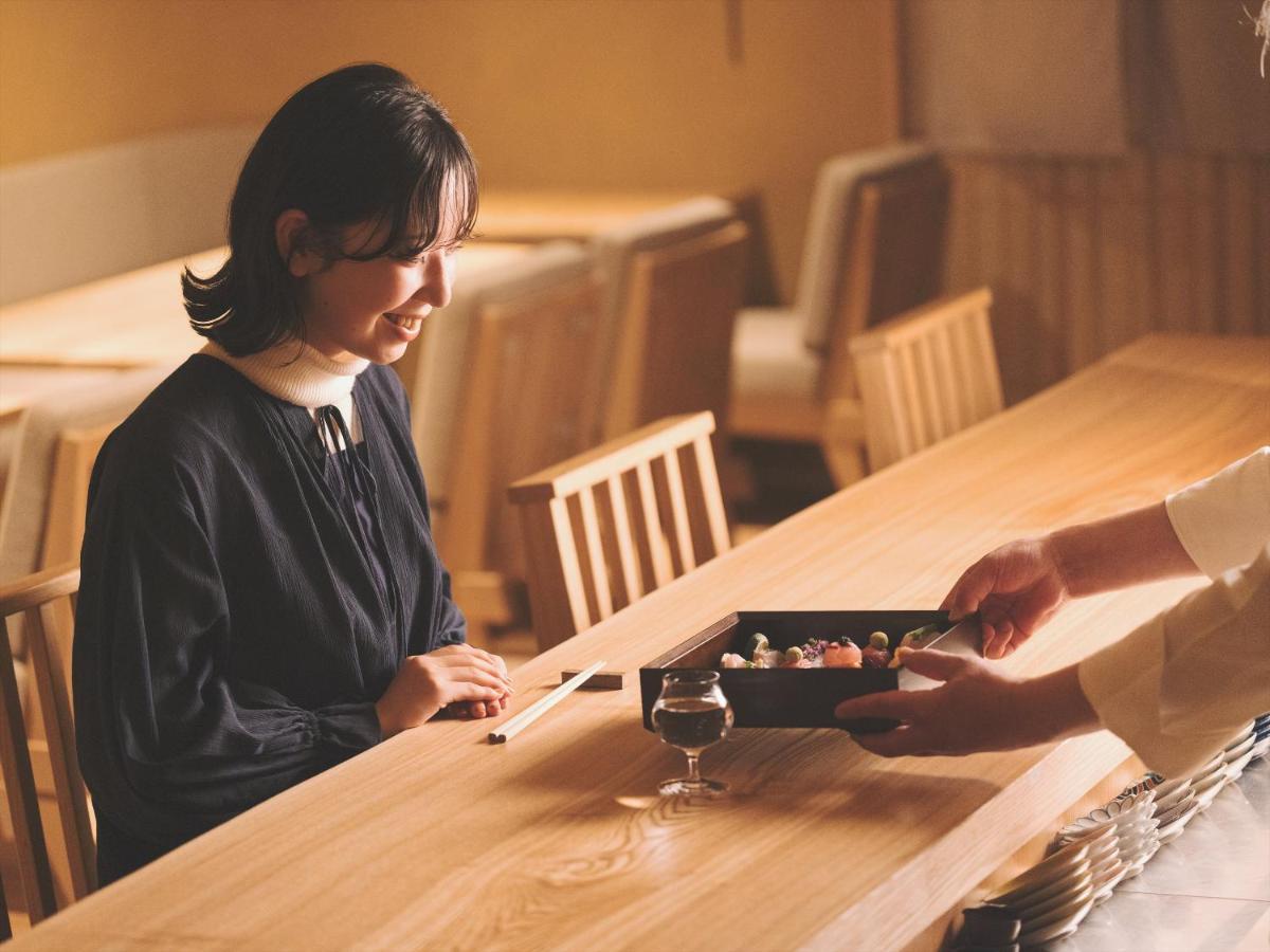 Soki Kanazawa Luaran gambar